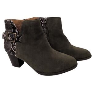 Vionic Naomi Dark Green Snake Print Heeled Boots size 8 Wide